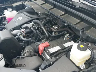 2024 Toyota Highlander LE with VIN 5TDKDRAH5RS546826, listed as a IAAI auction lot 42989419 with 17,108 mi miles and . Bid and sale history available at DreamBid. Image 19.