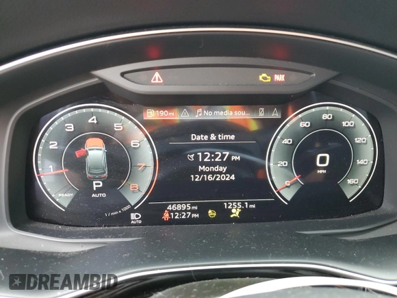 2022 Audi Q7 Premium Plus with VIN WA1LJBF76ND016305, listed as a Copart auction lot 84817174 with 46,895 mi miles and Salvage title. Bid and sale history available at DreamBid. Image 9.