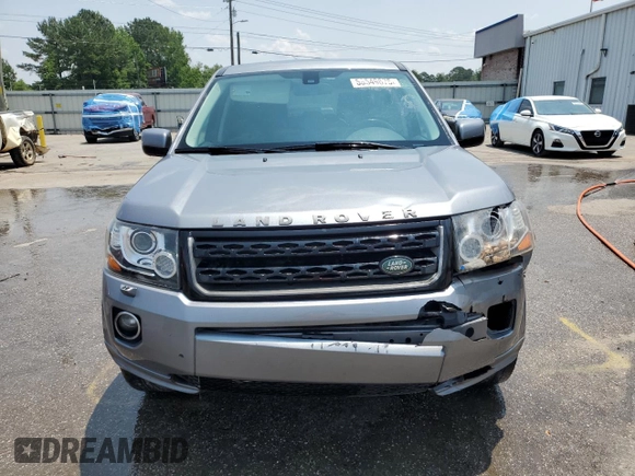 2013 Land Rover LR2 z VIN SALFR2BG2DH364538, wystawiony jako Copart lot #58549675 z przebiegiem 148 858 mil mil oraz Szkoda całkowita • Salvage title. Historia ofert i sprzedaży dostępna na DreamBid. Obrazek 5.