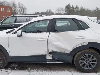 2024 Mazda CX-30 2.5 S with VIN 3MVDMBAMXRM667430, listed as a IAAI auction lot 41505781 with 874 mi miles. Bid and sale history available at carsss.com. Image 14.