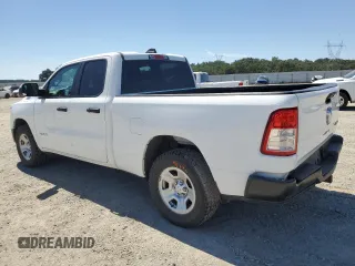 2021 Ram 1500 Tradesman z VIN 1C6RRFCG4MN697360, wystawiony jako Copart lot #59112125 z przebiegiem 97 327 mil mil oraz Czysty tytuł • Clean title. Historia ofert i sprzedaży dostępna na DreamBid. Obrazek 2.
