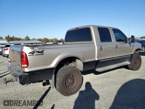2000 Ford Super Duty F-250 XL with VIN 1FTNW21S9YEA79229, listed as a Copart auction lot 79939304 with 276,795 mi miles and Salvage Title. Bid and sale history available at carsss.com. Image 3.