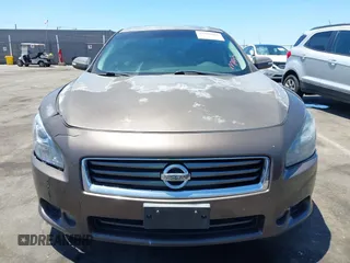 2012 Nissan Maxima SV z VIN 1N4AA5AP6CC832140, wystawiony jako IAAI lot #42509966 z przebiegiem 216 426 mil mil oraz . Historia ofert i sprzedaży dostępna na DreamBid. Obrazek 12.
