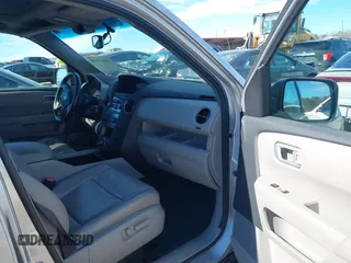 2014 Honda Pilot EX-L with VIN 5FNYF3H79EB008515, listed as a IAAI auction lot 41687048 with 195,830 mi miles and . Bid and sale history available at carsss.com. Image 5.