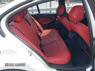 2014 BMW 3 Series 335i z VIN WBA3A9G52ENS64702, wystawiony jako IAAI lot #42273812 z przebiegiem 83 517 mil mil oraz . Historia ofert i sprzedaży dostępna na DreamBid. Obrazek 8.