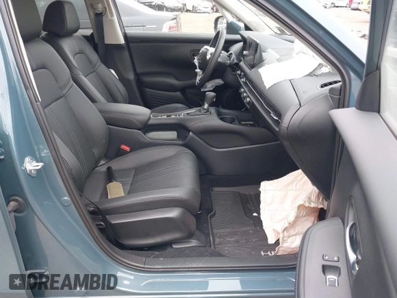 2024 Honda HR-V EX-L with VIN 3CZRZ2H72RM754452, listed as a IAAI auction lot 42082347 with 4,866 mi miles and . Bid and sale history available at DreamBid. Image 5.