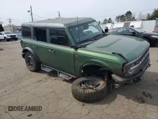 2023 Ford Bronco z VIN 1FMEE5DP2PLB22598, wystawiony jako Copart lot #54707415 z przebiegiem 10 266 mil mil oraz Szkoda całkowita • Salvage title. Historia ofert i sprzedaży dostępna na DreamBid. Obrazek 4.