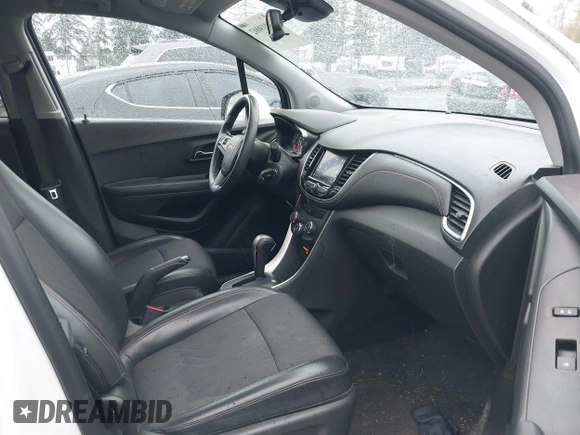 2021 Chevrolet Trax LT with VIN KL7CJPSB9MB331460, listed as a IAAI auction lot 42019002 with 91,135 mi miles. Bid and sale history available at carsss.com. Image 5.