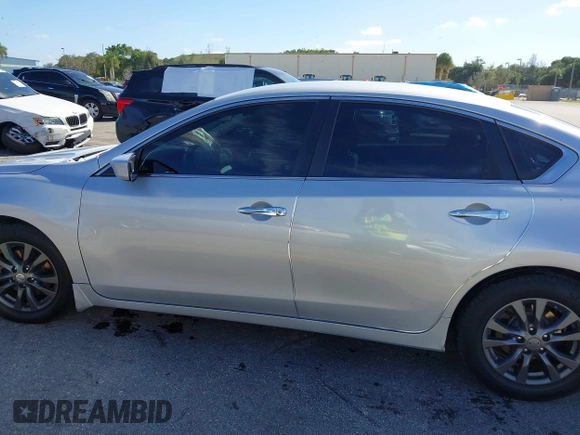 2018 Nissan Altima SV with VIN 1N4AL3AP9JC123018, listed as a IAAI auction lot 41483210 with 93,388 mi miles and . Bid and sale history available at carsss.com. Image 15.