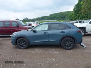 2024 Honda HR-V Sport z VIN 3CZRZ2H5XRM776715, wystawiony jako IAAI lot #42377596 z przebiegiem 19 146 mil mil oraz . Historia ofert i sprzedaży dostępna na DreamBid. Obrazek 14.