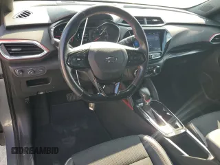 2021 Chevrolet TrailBlazer RS with VIN KL79MTSL6MB020054, listed as a Copart auction lot 67673364 with 32,534 mi miles and Salvage Title. Bid and sale history available at DreamBid. Image 8.