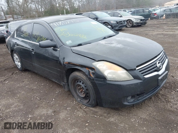2009 Nissan Altima 2.5 S with VIN 1N4AL21E69C111073, listed as a IAAI auction lot 41852415 with 999,999 mi miles. Bid and sale history available at carsss.com. Image 1.