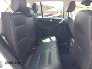 2017 Volkswagen Tiguan Wolfsburg Edition с VIN WVGRV7AX1HW500816, выставлен на аукционе IAAI как лот 42167262 с пробегом 127 636 миль миль и . История ставок и продаж доступна на DreamBid. Изображение 8.