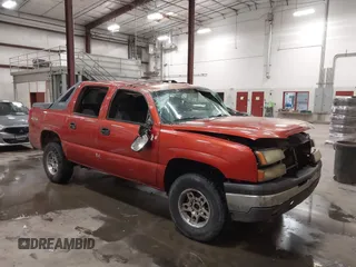 2003 Chevrolet Avalanche z VIN 3GNEK13T83G328947, wystawiony jako IAAI lot #42277013 z przebiegiem 322 033 mil mil oraz . Historia ofert i sprzedaży dostępna na DreamBid. Obrazek 1.