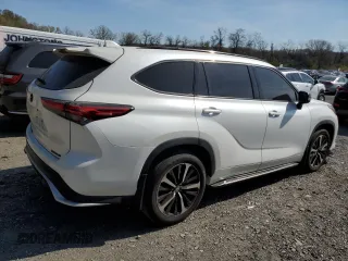 2021 Toyota Highlander XSE with VIN 5TDJZRBHXMS088799, listed as a Copart auction lot 53942365 with 25,172 mi miles and Non repairable. Bid and sale history available at DreamBid. Image 3.