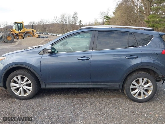 2013 Toyota RAV4 Limited with VIN 2T3DFREV8DW070338, listed as a IAAI auction lot 42026022 with 167,480 mi miles. Bid and sale history available at carsss.com. Image 14.