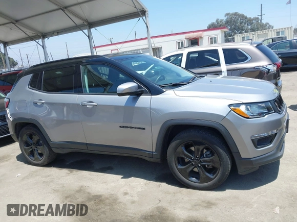 2019 Jeep Compass Latitude with VIN 3C4NJCBBXKT613848, listed as a IAAI auction lot 42598962 with 47,550 mi miles and . Bid and sale history available at DreamBid. Image 13.