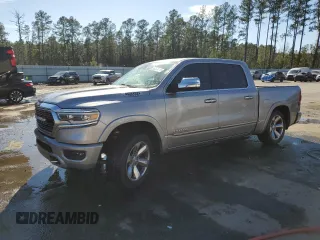 2020 Ram 1500 Limited with VIN 1C6SRFHT6LN240362, listed as a Copart auction lot 47100615 with 82,654 mi miles and Salvage Title. Bid and sale history available at carsss.com. Image 1.