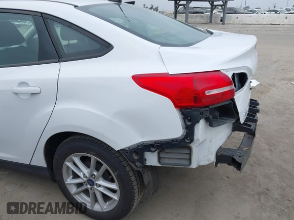 2016 Ford Focus SE with VIN 1FADP3F24GL346445, listed as a IAAI auction lot 42101322 with 30,354 mi miles. Bid and sale history available at carsss.com. Image 15.