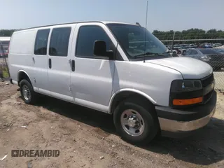 2021 Chevrolet Express Cargo with VIN 1GCWGAFP1M1244868, listed as a IAAI auction lot 42578406 with 62,764 mi miles and . Bid and sale history available at DreamBid. Image 1.
