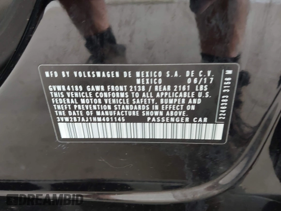 2017 Volkswagen Jetta S с VIN 3VW2B7AJ1HM401145, выставлен на аукционе IAAI как лот 42421819 с пробегом 62 607 миль миль и . История ставок и продаж доступна на DreamBid. Изображение 9.