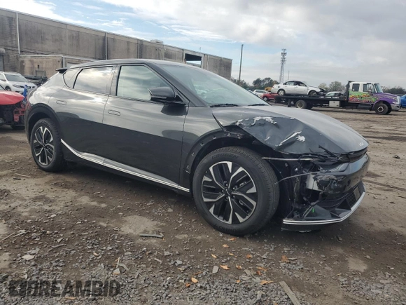 2023 Kia EV6 Wind with VIN KNDC34LA8P5612010, listed as a Copart auction lot 81671164 with 19,604 mi miles and Clean Title. Bid and sale history available at carsss.com. Image 4.