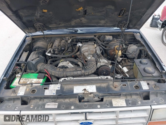 1990 Ford Ranger XLT z VIN 1FTCR10X1LPB26207, wystawiony jako IAAI lot #42306083 z przebiegiem 39 173 mil mil oraz . Historia ofert i sprzedaży dostępna na DreamBid. Obrazek 10.