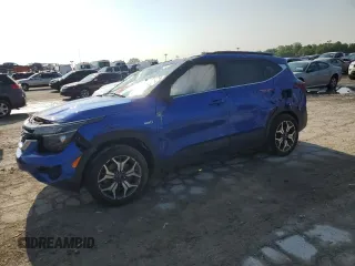 2022 Kia Seltos EX z VIN KNDERCAAXN7286586, wystawiony jako Copart lot #66874764 z przebiegiem 56 559 mil mil oraz Nie do naprawy • Non repairable. Historia ofert i sprzedaży dostępna na DreamBid. Obrazek 1.