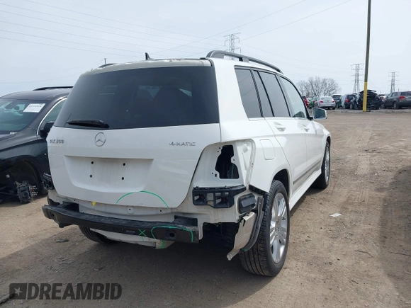 2015 Mercedes-Benz GLK with VIN WDCGG8JB8FG437814, listed as a IAAI auction lot 41856759 with 87,565 mi miles. Bid and sale history available at carsss.com. Image 4.