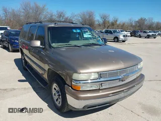 2003 Chevrolet Suburban LT with VIN 1GNEC16Z23J182041, listed as a IAAI auction lot 41731802 with 251,806 mi miles. Bid and sale history available at carsss.com. Image 1.