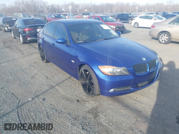 2008 BMW 3 Series 335xi with VIN WBAVD53568A010193, listed as a IAAI auction lot 41664727 with 153,526 mi miles. Bid and sale history available at carsss.com. Image 1.
