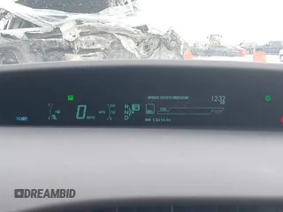 2015 Toyota Prius Four with VIN JTDKN3DU8F0431901, listed as a IAAI auction lot 41718402 with 130,169 mi miles. Bid and sale history available at carsss.com. Image 7.