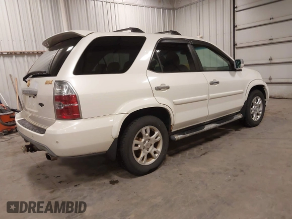 2005 Acura MDX Touring with VIN 2HNYD18955H532941, listed as a IAAI auction lot 41680581 with 238,112 mi miles. Bid and sale history available at carsss.com. Image 4.