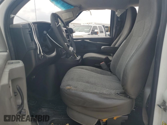 2011 Chevrolet Express Passenger 1LT with VIN 1GAZG1FGXB1106362, listed as a Copart auction lot 55584285 with 250,862 mi miles and Salvage title. Bid and sale history available at DreamBid. Image 7.