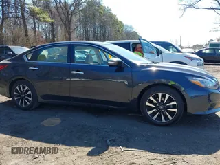 2018 Nissan Altima SR with VIN 1N4AL3AP6JC208575, listed as a IAAI auction lot 41725408 with 115,406 mi miles and . Bid and sale history available at DreamBid. Image 13.