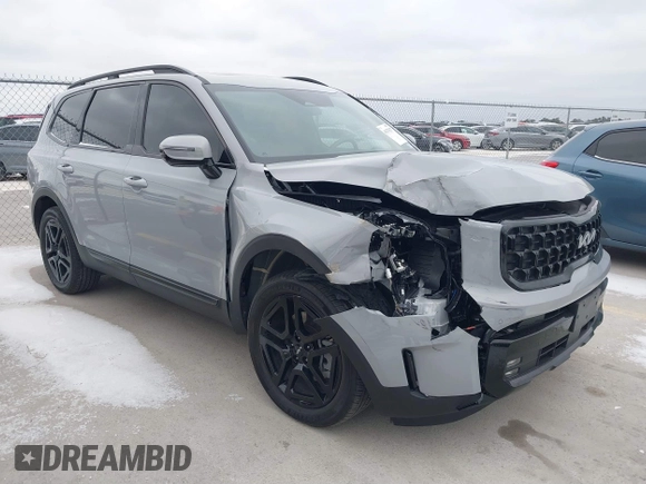 2024 Kia Telluride SX Prestige X-Pro with VIN 5XYP5DGC4RG427373, listed as a IAAI auction lot 41371537 with 11,808 mi miles and . Bid and sale history available at DreamBid. Image 1.