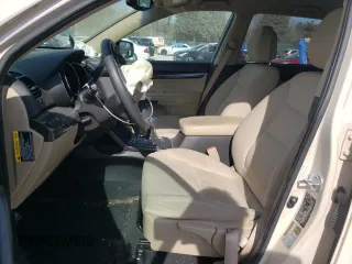 2011 Kia Sorento LX with VIN 5XYKT3A13BG039123, listed as a Copart auction lot 49666065 with 124,099 mi miles and Salvage Title. Bid and sale history available at DreamBid. Image 7.