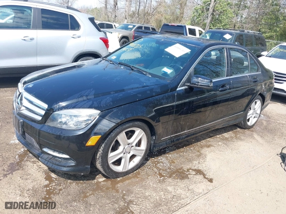 2011 Mercedes-Benz C-Class C 300 Sport with VIN WDDGF8BB3BR180976, listed as a IAAI auction lot 41888785 with 47,532 mi miles. Bid and sale history available at carsss.com. Image 17.