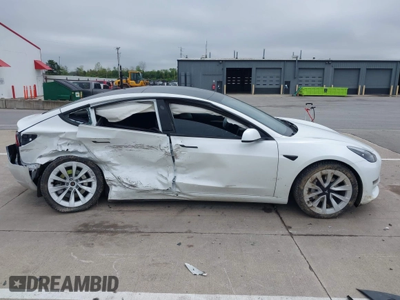 2023 Tesla Model 3 с VIN 5YJ3E1EA3PF563240, выставлен на аукционе IAAI как лот 42190104 с пробегом 32 596 миль миль и . История ставок и продаж доступна на DreamBid. Изображение 14.