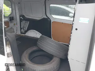 2016 Ford Transit Connect XLT z VIN NM0LS7F78G1239432, wystawiony jako IAAI lot #41938849 z przebiegiem 243 584 mil mil oraz . Historia ofert i sprzedaży dostępna na DreamBid. Obrazek 8.