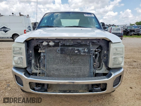 2015 Ford F-250 Lariat with VIN 1FT7W2B65FEB33276, listed as a Copart auction lot 61392365 with 193,284 mi miles and Clean title. Bid and sale history available at DreamBid. Image 5.