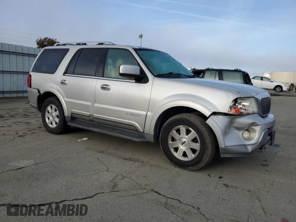 2003 Lincoln Navigator Luxury with VIN 5LMFU28R03LJ41143, listed as a Copart auction lot 49954945 with 79,339 mi miles and Salvage title. Bid and sale history available at DreamBid. Image 4.