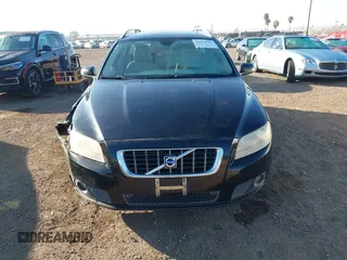 2008 Volvo V70 with VIN YV1BW982781048824, listed as a IAAI auction lot 41674791 with 184,959 mi miles and . Bid and sale history available at DreamBid. Image 12.