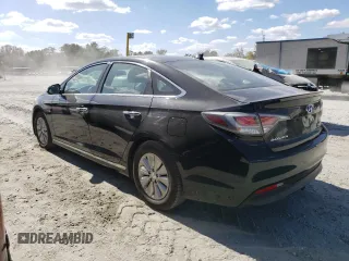 2016 Hyundai Sonata Hybrid SE with VIN KMHE24L11GA031365, listed as a Copart auction lot 70527263 with 104,348 mi miles. Bid and sale history available at carsss.com. Image 2.