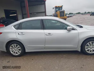 2017 Nissan Altima 2.5 SR with VIN 1N4AL3AP5HC482165, listed as a IAAI auction lot 41936944 with 108,952 mi miles. Bid and sale history available at carsss.com. Image 13.