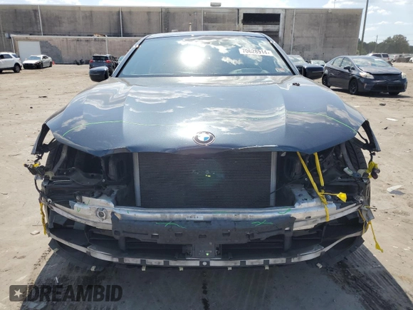 2017 BMW 7 Series with VIN WBA7F2C31HG423118, listed as a Copart auction lot 70628914 with 85,512 mi miles and Salvage Title. Bid and sale history available at DreamBid. Image 5.