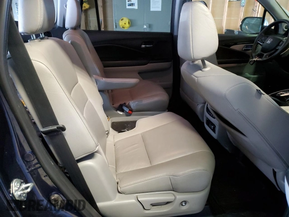 2020 Honda Pilot Touring 7-Passenger z VIN 5FNYF6H67LB031880, wystawiony jako Copart lot #46083925 z przebiegiem 59 729 mil mil oraz Szkoda całkowita • Salvage title. Historia ofert i sprzedaży dostępna na DreamBid. Obrazek 11.