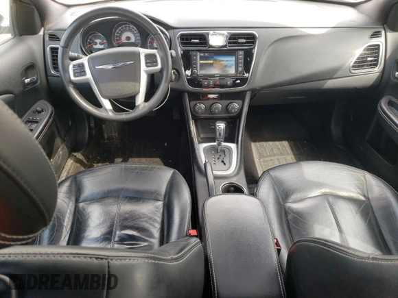 2014 Chrysler 200 Limited z VIN 1C3CCBCG2EN194361, wystawiony jako Copart lot #52613075 z przebiegiem 177 651 mil mil oraz Szkoda całkowita • Salvage title. Historia ofert i sprzedaży dostępna na DreamBid. Obrazek 8.
