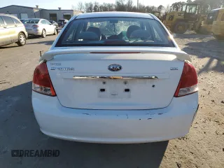 2009 Kia Spectra EX z VIN KNAFE222395623700, wystawiony jako Copart lot #86279424 z przebiegiem 195 991 mil mil oraz Szkoda całkowita • Salvage title. Historia ofert i sprzedaży dostępna na DreamBid. Obrazek 6.