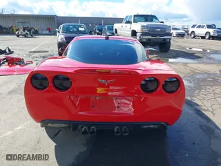 2005 Chevrolet Corvette with VIN 1G1YY24U855122094, listed as a IAAI auction lot 41777613 with 1 mi miles. Bid and sale history available at carsss.com. Image 17.
